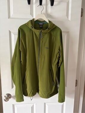Outdoor Research Women’s Green Hooded Softshell Jacket